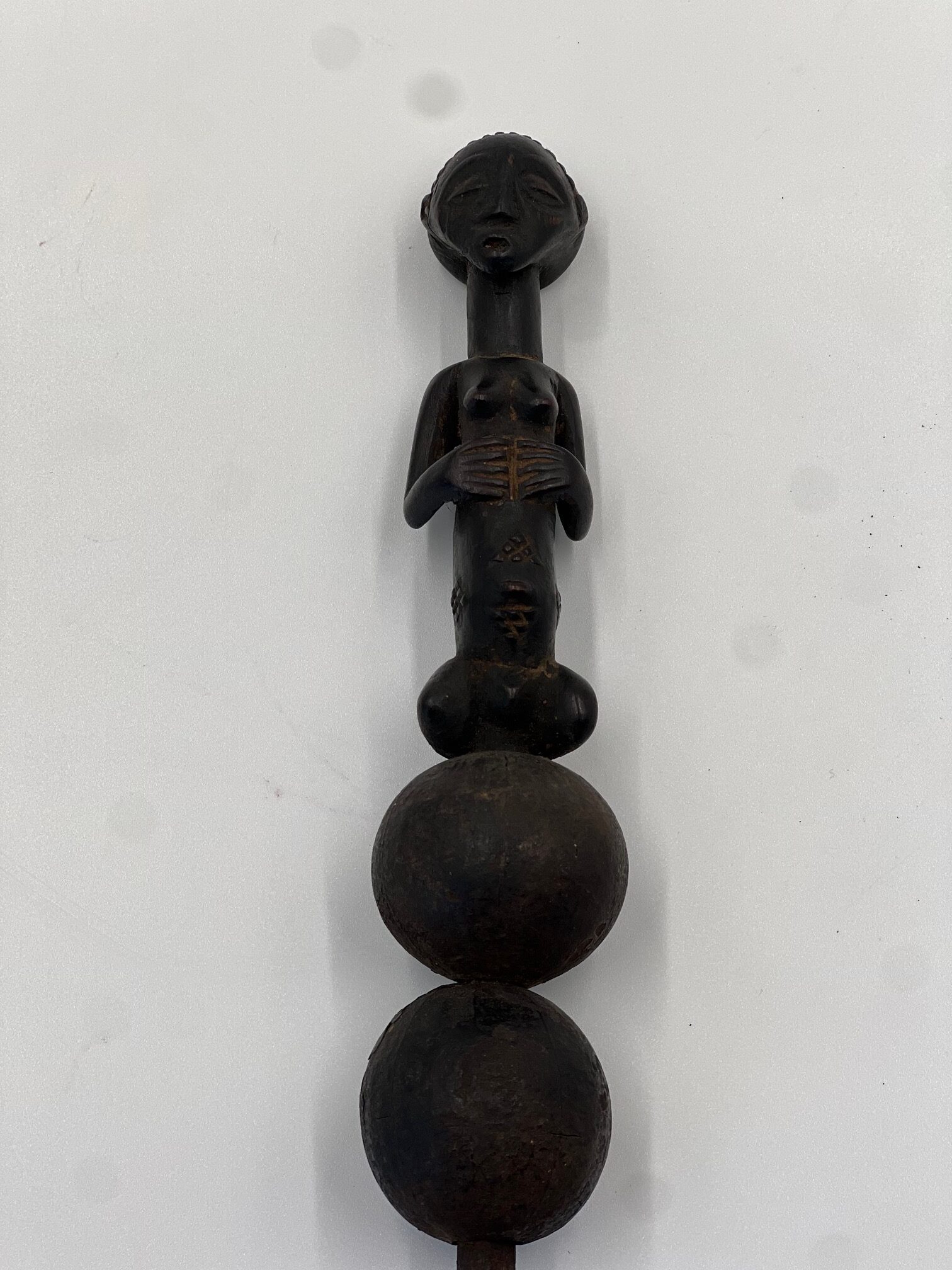 African Antique Figurative Tripod Rattle/Shekesheke, Luba Fine Art - Image 4